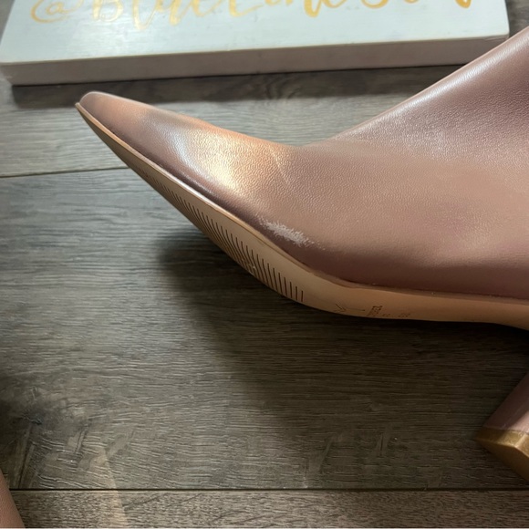 Marc Fisher Jina Heeled Pointy Toe Bootie - Picture 2 of 9